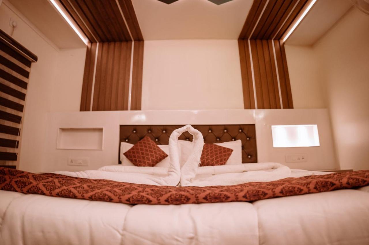 Venice Premium Houseboats Alleppey Alappuzha Экстерьер фото