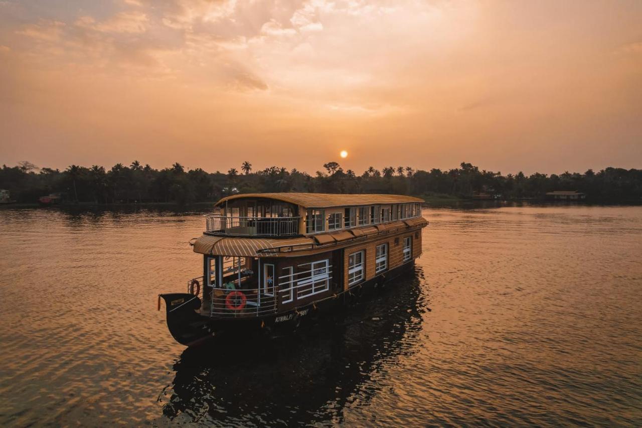 Venice Premium Houseboats Alleppey Alappuzha Экстерьер фото