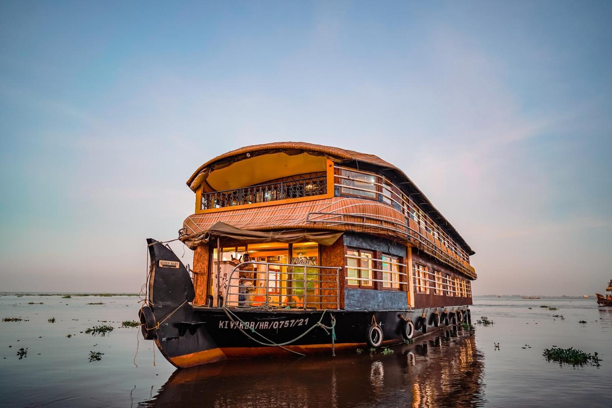 Venice Premium Houseboats Alleppey Alappuzha Экстерьер фото