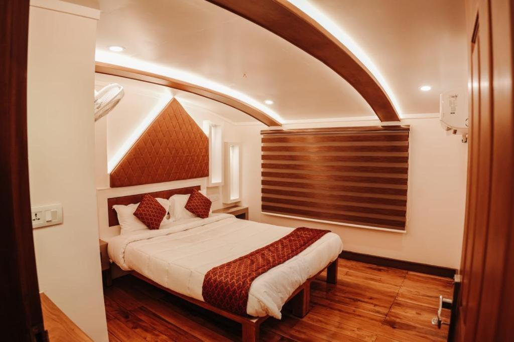 Venice Premium Houseboats Alleppey Alappuzha Экстерьер фото